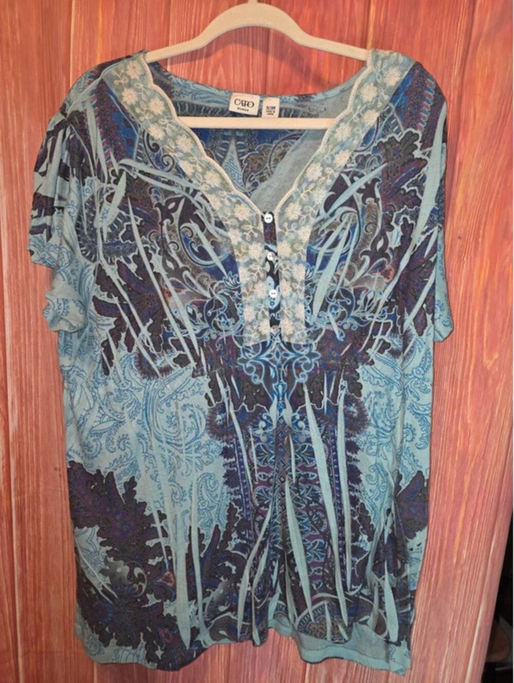 Cato Woman Teal Blue Paisley Henley Lace Trim Short Sleeve Top 26/28W